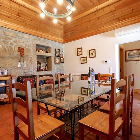 Casa Largo Do Porto - Country House With Swimming Pool Виана-ду-Каштелу Экстерьер фото