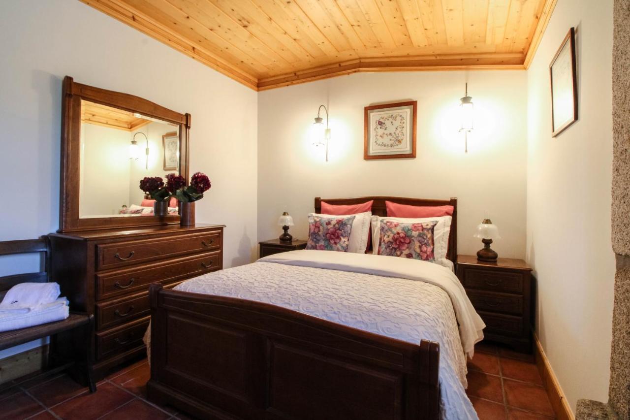 Casa Largo Do Porto - Country House With Swimming Pool Виана-ду-Каштелу Экстерьер фото